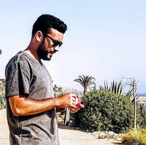 Meet your Posher, Houssam eddine